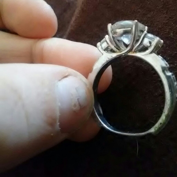 Triple cluster ring - Picture 3 of 4